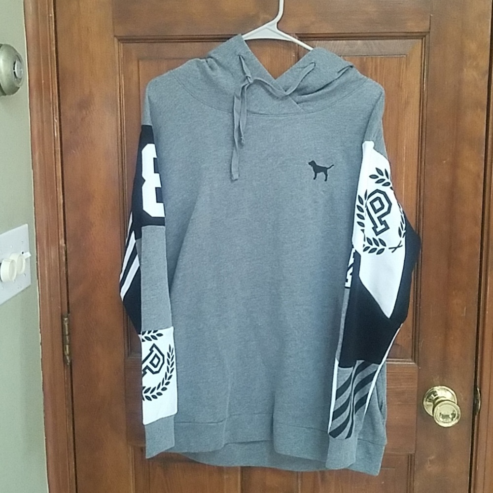 VS  PINK  sweatshirt